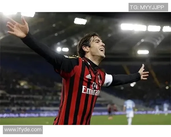 足球巨星朋友圈背景揭秘 如何打造与众不同的个性化展示